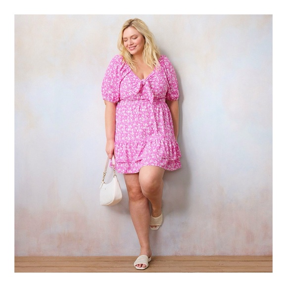 LC Lauren Conrad Pink Floral Babydoll Dress - Picture 3 of 9